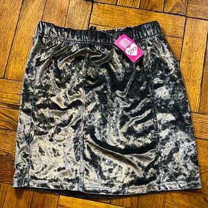 NWT 2Bebe silver skirt size: S